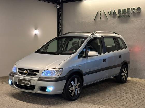 CHEVROLET ZAFIRA 2.0 MPFI EXPRESSION 8V FLEX 4P AUTOMÁTICO CHEVROLET ZAFIRA 2.0 MPFI EXPRESSION 8V FLEX 4P AUTOMÁTICO
